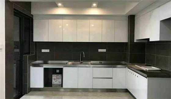 如何進(jìn)行不銹鋼櫥柜臺面安裝？安裝過程有哪些技巧可以借鑒