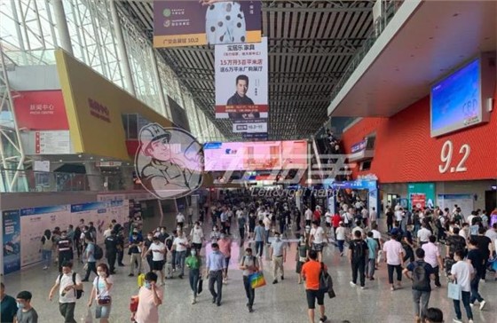 36場，88萬㎡，70萬人次