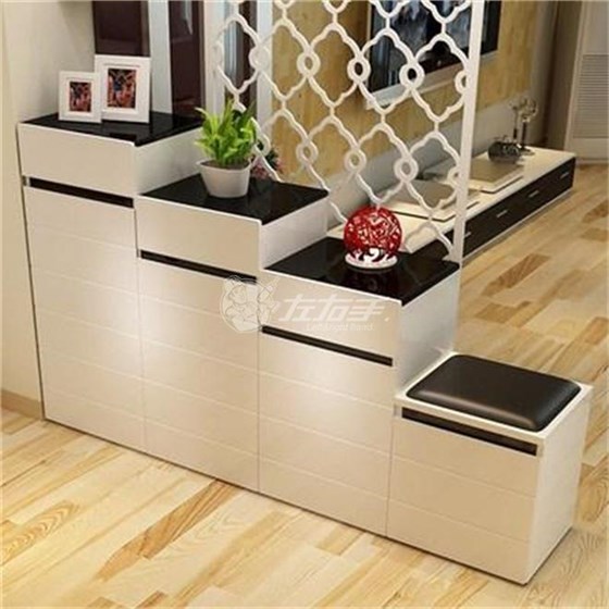 進(jìn)門(mén)玄關(guān)鞋柜效果圖2 進(jìn)門(mén)玄關(guān)鞋柜效果圖2