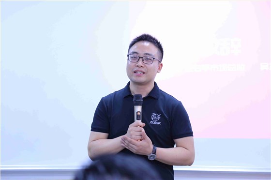 左右手市場總監(jiān)吳杰老師 左右手市場總監(jiān)吳杰老師