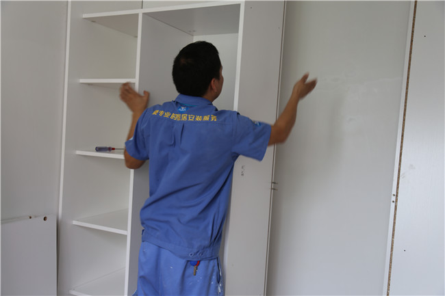 左右手家居安裝丨誰(shuí)說(shuō)定制整體衣柜貴，也可以逆轉(zhuǎn)啊