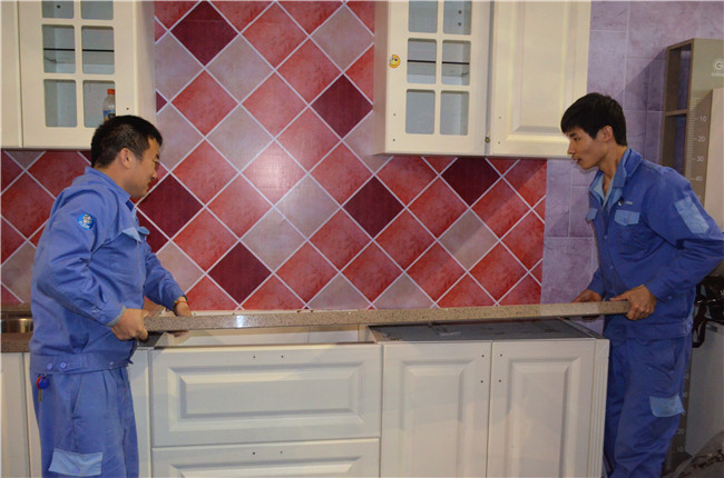 看四個方面就能知道櫥柜安裝是否標(biāo)準(zhǔn)