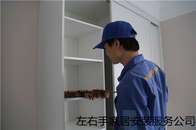 衣柜保養(yǎng)怎么做？這樣清潔衣柜才對(duì)！