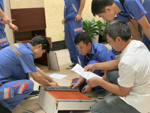 干完活卻收不到錢！安裝師傅有苦說不出來！