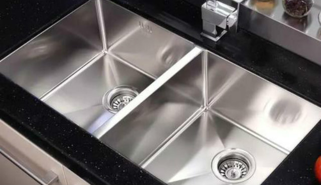 安裝櫥柜臺中盆要做哪些事情，安裝過程中有什么要注意的點