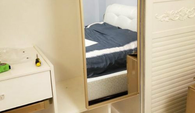 衣柜隱形鏡子安裝過(guò)程如何做，有哪些安裝流程