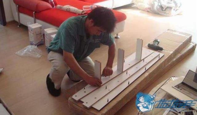 櫥柜上門維修如何收費(fèi)，櫥柜師傅上門維修報(bào)價(jià)