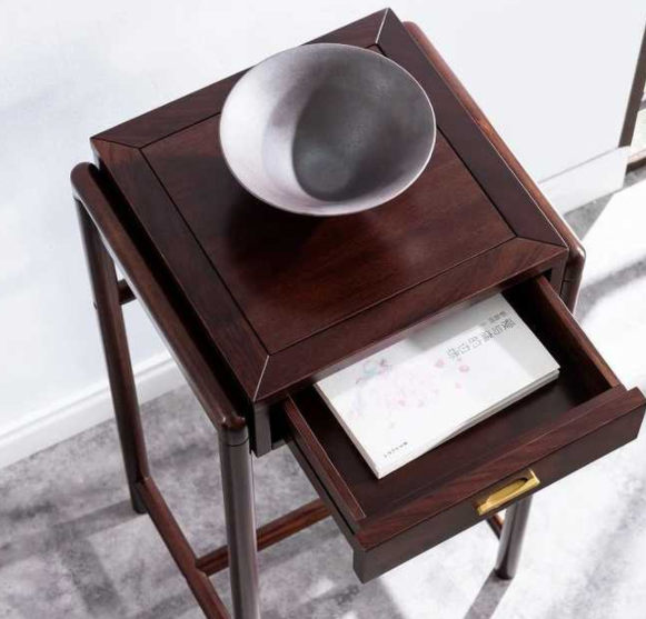 歐式哪種實(shí)木家具好，家庭實(shí)木家具如何保養(yǎng)維護(hù)？