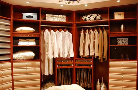 實木家具十大品牌，實木家具之衣帽間定制價格是多少？