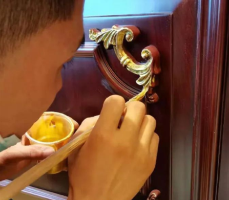 辦公家具維修培訓;家具維修要趁早，小不補，大來一尺五！