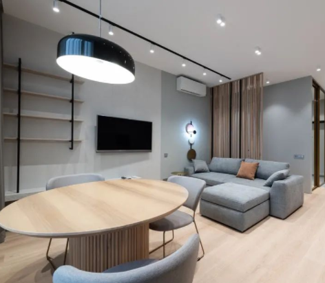 室內(nèi)鋼木門價格：實木門、鋼木門、復(fù)合門裝在臥室選哪個好呢？