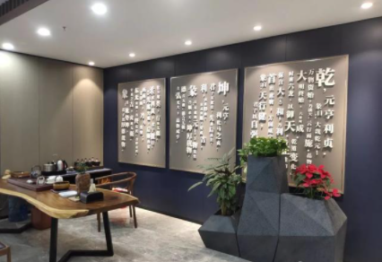 實(shí)木定制門(mén)板：極簡(jiǎn)輕奢無(wú)漆實(shí)木護(hù)墻板，喚醒生活品質(zhì)