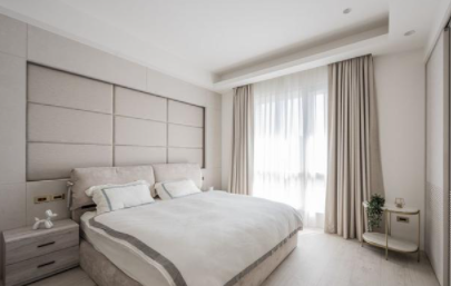 時尚窗簾裝飾：小臥室用什么顏色的窗簾更好看？