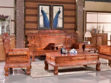 香樟木家具：香樟木沙發(fā)的優(yōu)點 香樟木沙發(fā)如何保養(yǎng)！