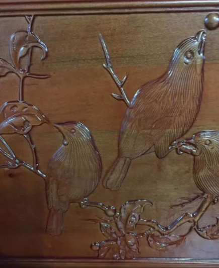 山樟木家具：香樟木沙發(fā)的優(yōu)點有哪些？