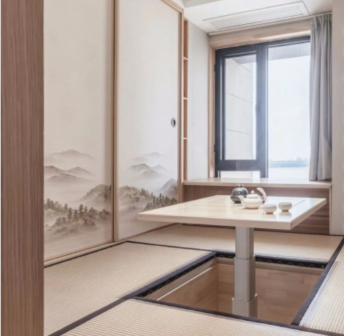 臥室衣柜布局：定制衣柜的優(yōu)勢有哪些？