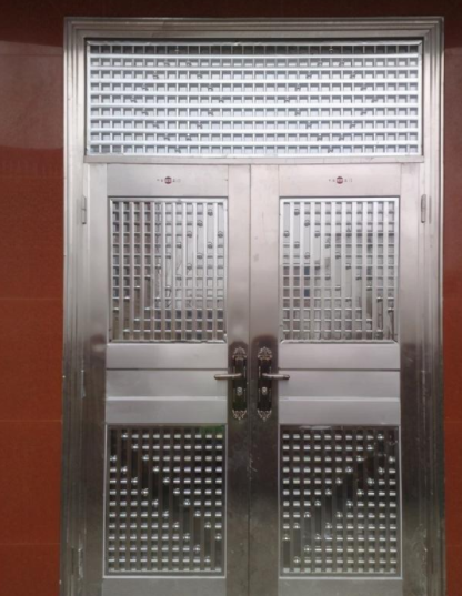 不銹鋼防盜門(mén)廠家，堅(jiān)固結(jié)實(shí)又耐用，不銹鋼防盜門(mén)