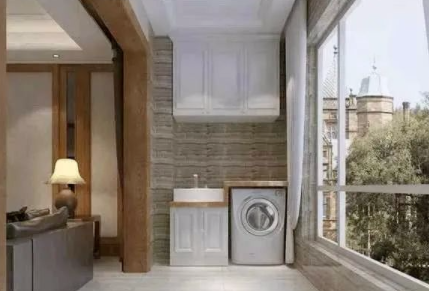 美式陽(yáng)臺(tái)家具：陽(yáng)臺(tái)裝吊柜還是地柜？