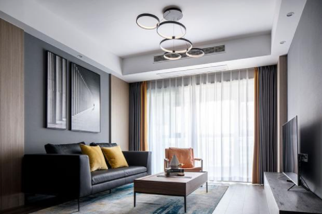 古木紋型材：沉穩(wěn)的現(xiàn)代簡約風，用實木中和灰色的距離感，改變異形玄關(guān)的缺陷