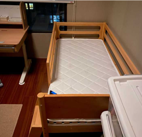 實(shí)木兒童床價(jià)格：孩子關(guān)鍵成長(zhǎng)期，有哪些對(duì)孩子健康有幫助的兒童家具？