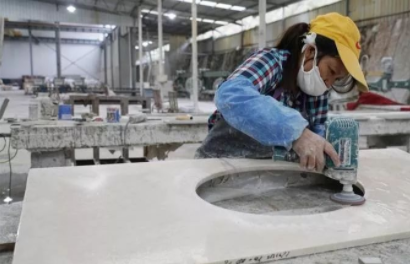 石材加工廠：如何選購合格的石材？看表面？