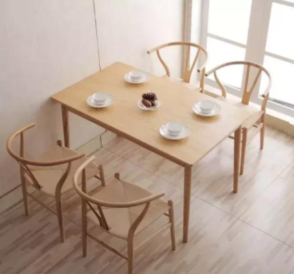 【沈陽實木家具哪家好】如何鑒別與保養(yǎng)實木家具界的“男神女神”—黑胡桃和白蠟木