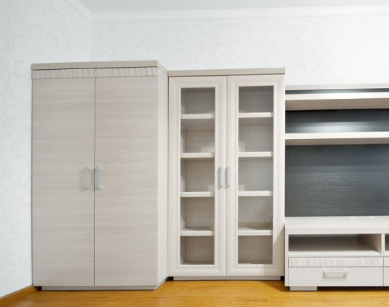 環(huán)保乳膠漆價(jià)格：定制衣柜乳膠漆順序？定制衣柜如何選購(gòu)？