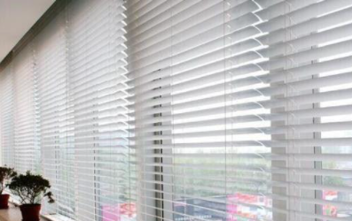 【南京高檔窗簾】辦公室窗簾款式怎么選？選哪種窗簾比較好？