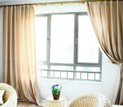 【窗簾布藝加盟】家裝室內(nèi)窗簾什么材質(zhì)比較好呢？