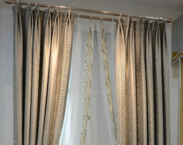 真絲綢做窗簾好不好，真絲綢窗簾一米多少錢？左右手