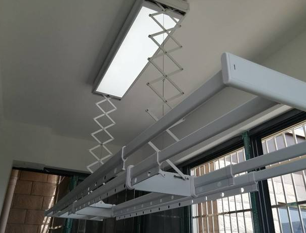 怎樣挑選智能晾衣架，選購(gòu)晾衣架的幾點(diǎn)知識(shí)！